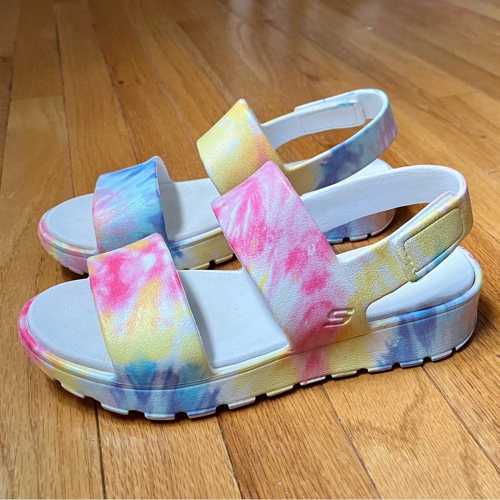 Skechers Foamies Footsteps Groovy Sandal Size 7 Tie-Dye Blue Pink Yellow White